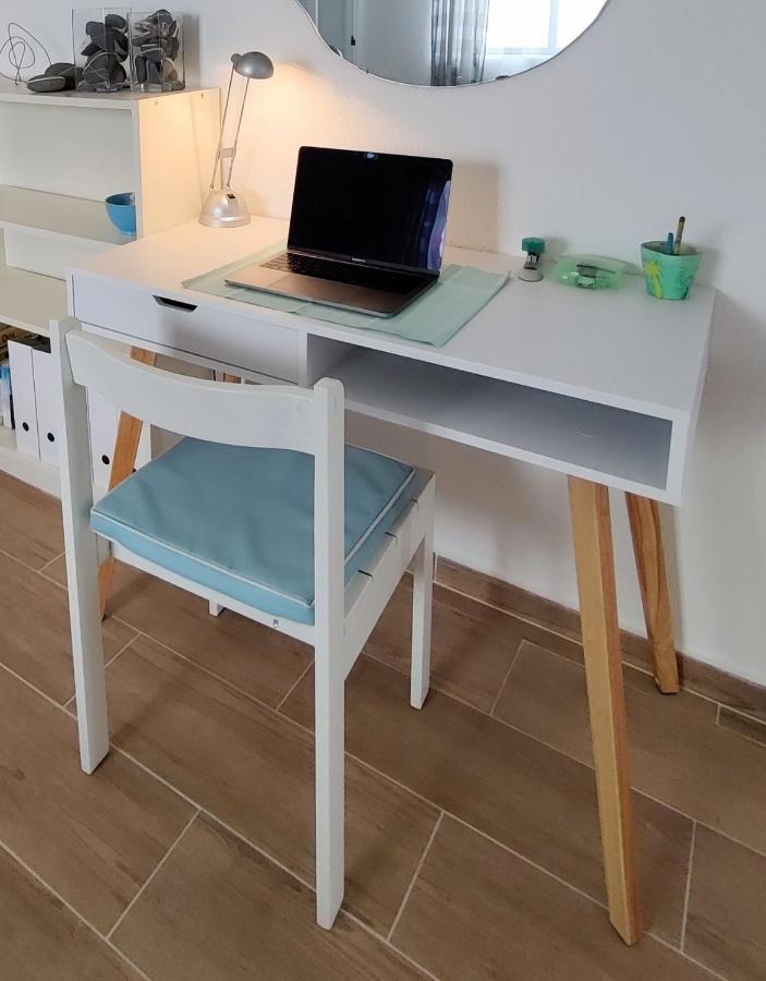 Shades Of Blue With Ocean View - Fast Wifi Apartment Porches  Luaran gambar